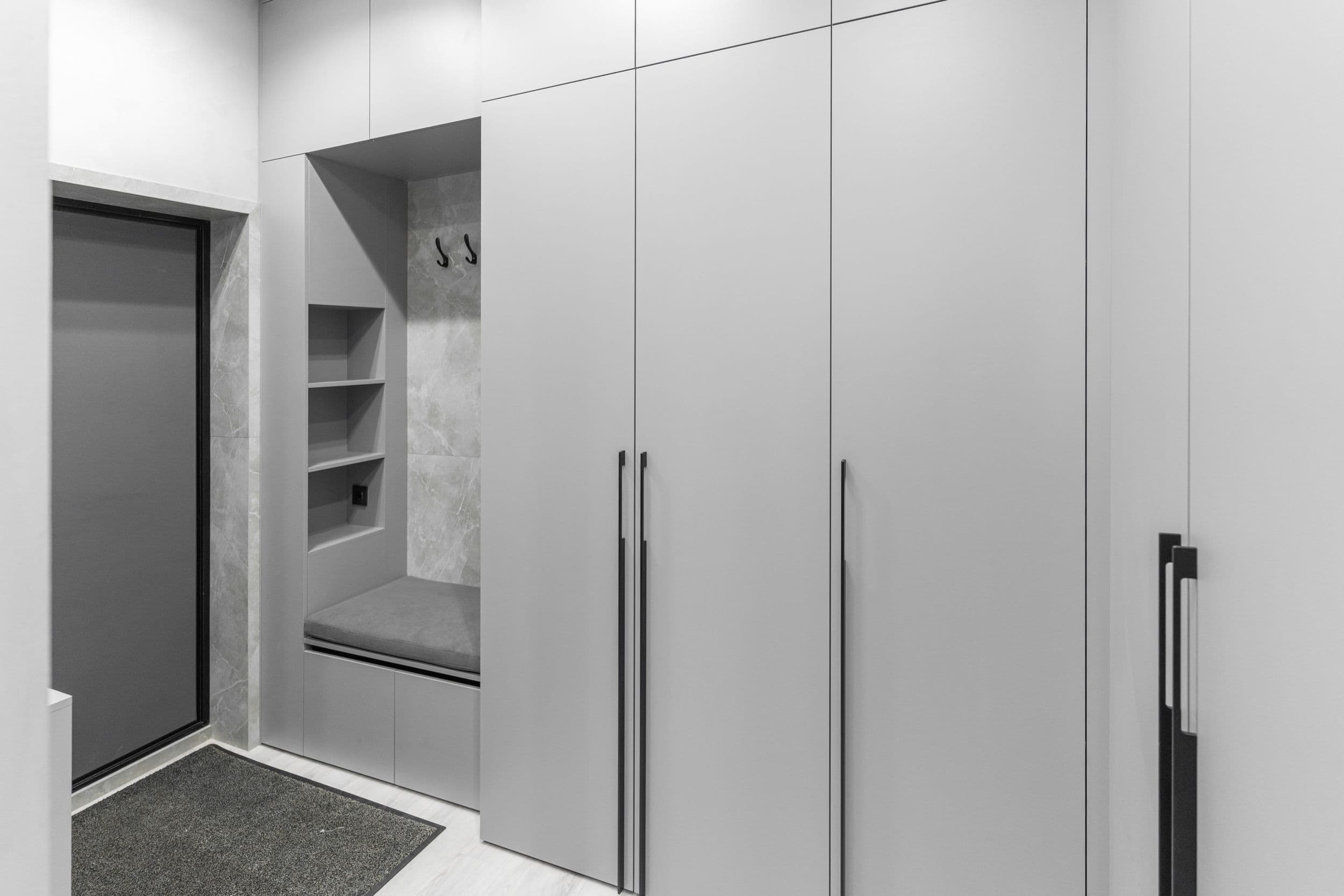 Компактная прихожая